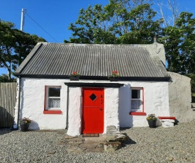 Cherry Tree Cottage - Cosy 19th Century Cottage