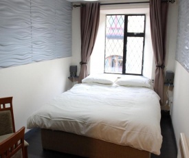 Donegal Lodgings - Apt 3 - BR En-Suite