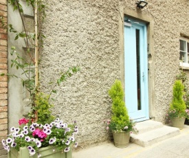 Harry Clarke Mews at the Castle Hotel