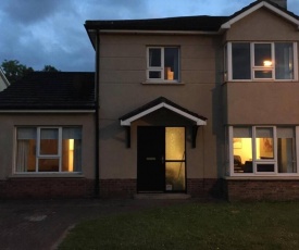 Cheerful and spacious 6 bed home in Carlow