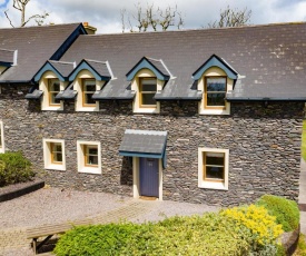 Dingle Courtyard Cottges Type B 3 Bed Sleeps 6