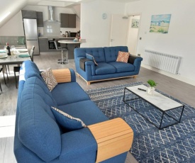 Pier House Luxury Apartment