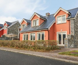 Ring of Kerry Golf Club Cottage, Kenmare