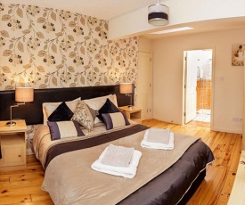 No 1 Killarney Holiday Village Vacation Home