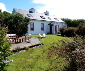 Cottage with the Pink Gate