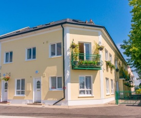 Waterfront Self Catering Houses