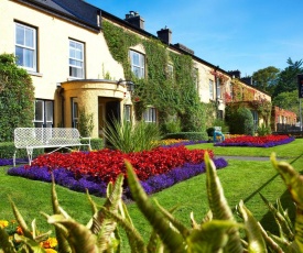 The Dunraven, Adare