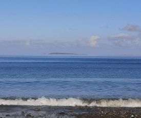 Castle Apartment overlooking Tullaghan Bay