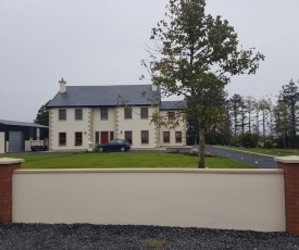 The Farmhouse Accomodation