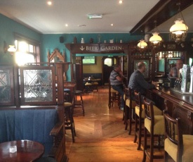 The Bailey bar & lounge