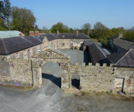 Castlehamilton Cottages and Activity Centre