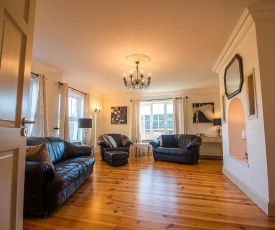 Bradog House - Beautiful 4 Bedroom House in Central Bundoran